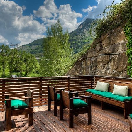 Sallent de Gállego Apartahotel Tres Quinones المظهر الخارجي الصورة
