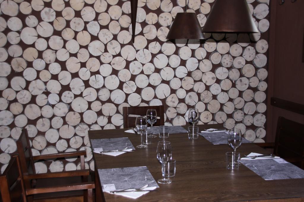 Sallent de Gállego Apartahotel Tres Quinones المظهر الخارجي الصورة